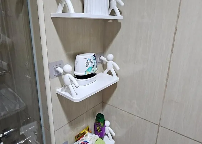 1 Bedroom Unit Near Moa With Netflix And Wifi Manila